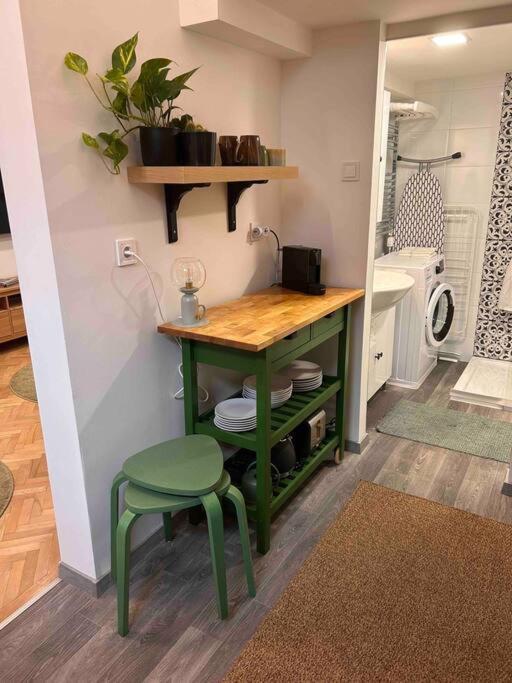 Apartament Gabeni *